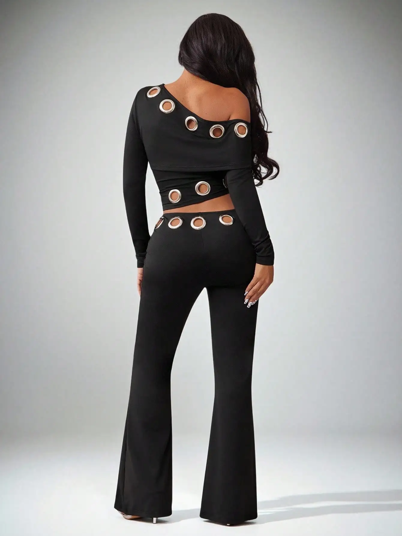 Black Asymmetrical Long Sleeve Top & Low-Waist Pants Set with Metal Grommet Detail - Image 3